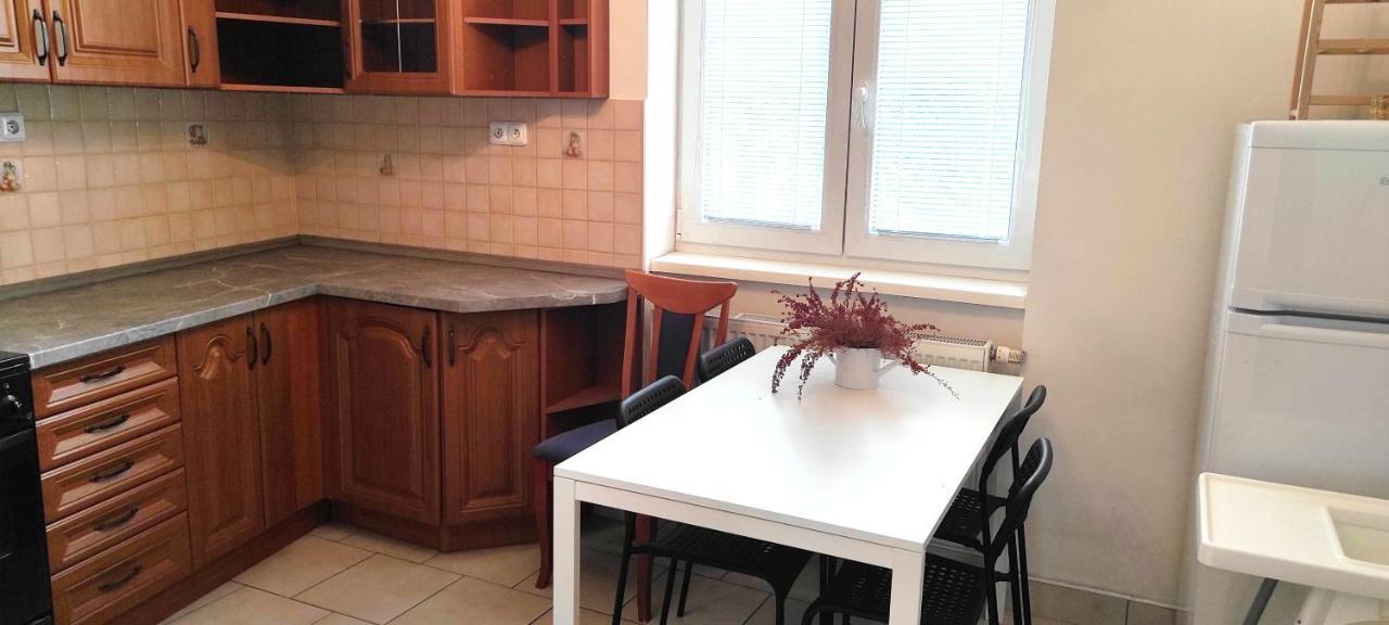 Apartment Green House - Old Town Bratislava Esterno foto