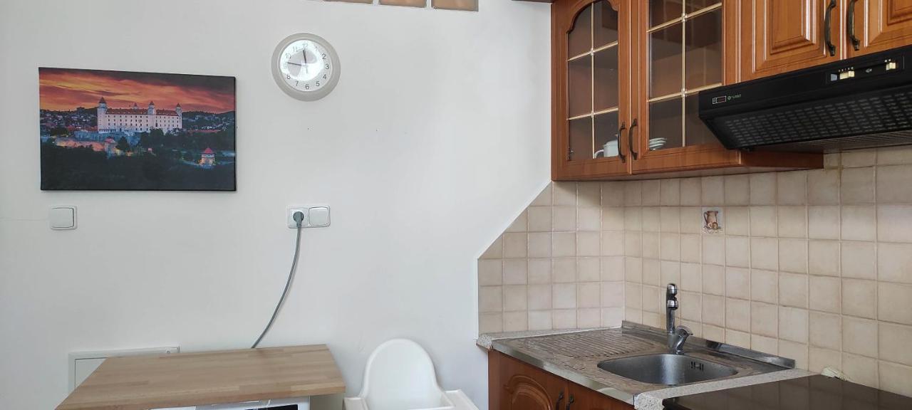 Apartment Green House - Old Town Bratislava Esterno foto