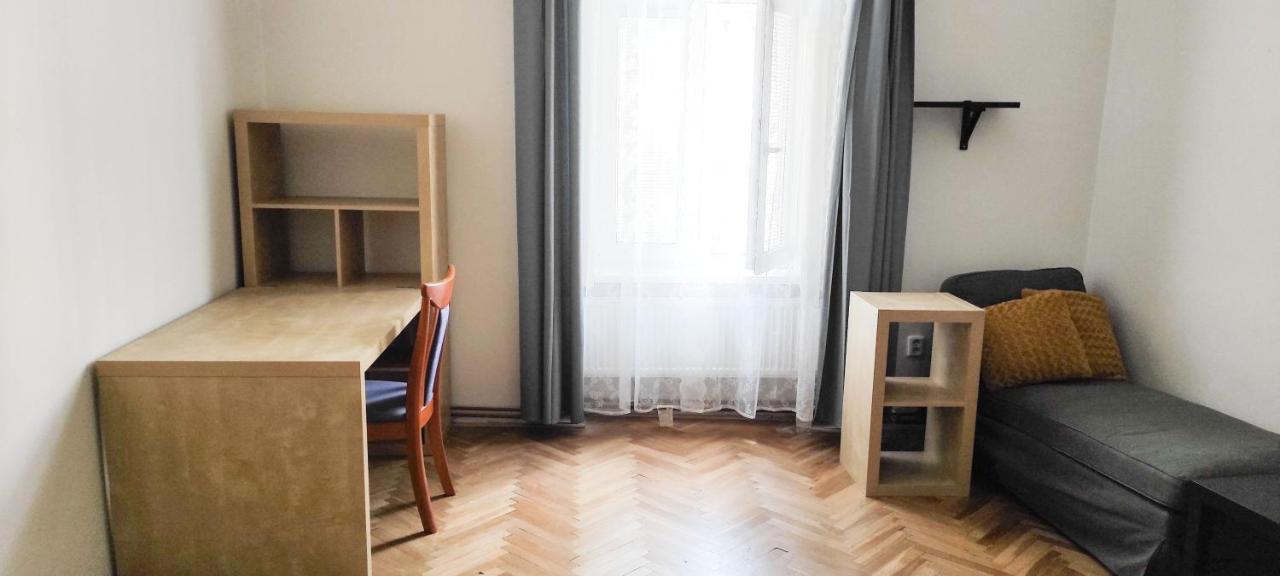 Apartment Green House - Old Town Bratislava Esterno foto